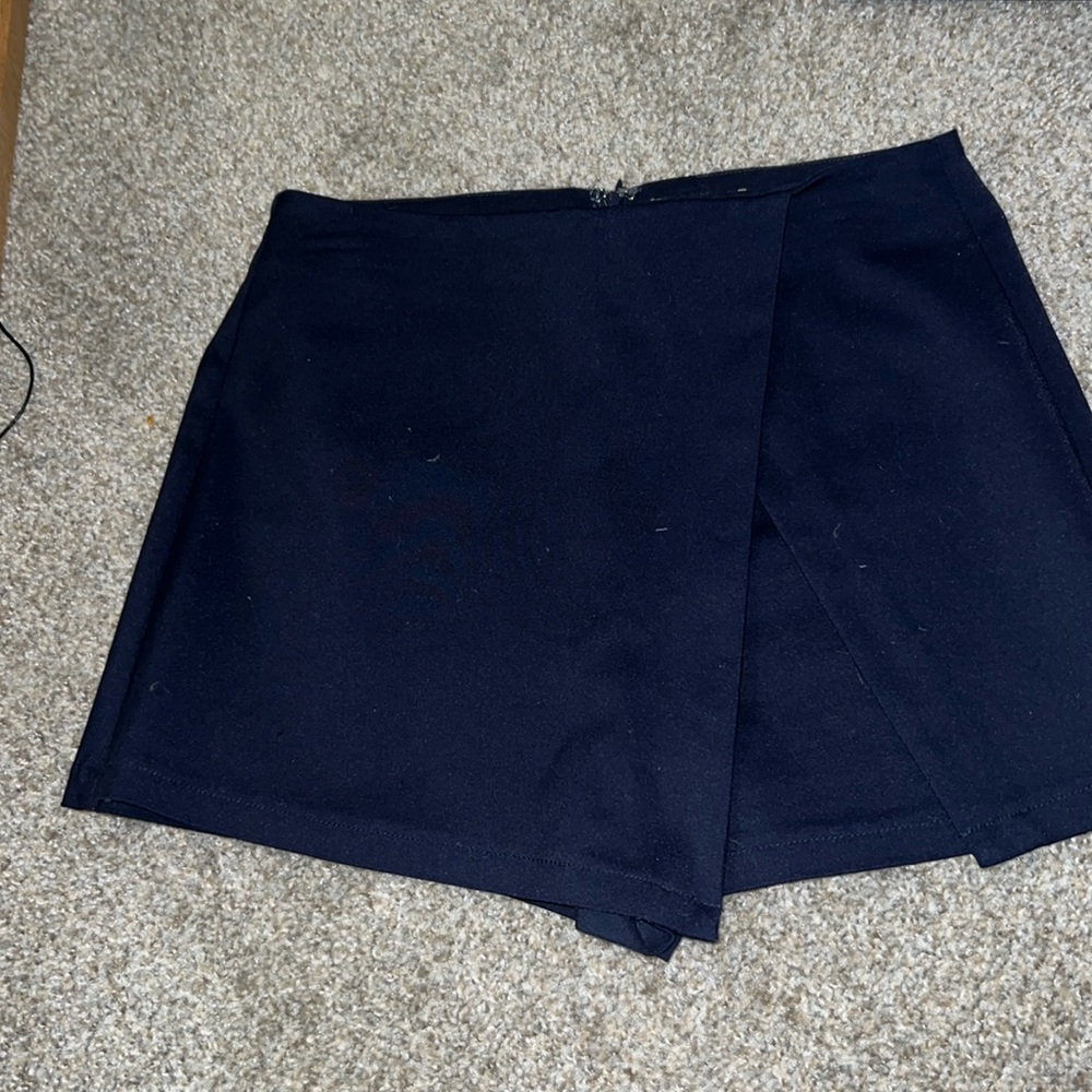 NWOT Navy Skort